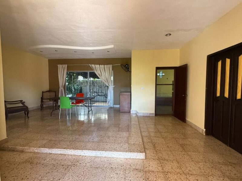 🏡✨ DEPARTAMENTO AMUEBLADO EN RENTA – 💲9,000 MXN FRACC. FRACCIORAMA 2000, CAMPECHE ✨ | Planta baja 📍 Ubicación privilegiada: A solo una cuadra de Av. Central y muy cerca de Av. Colosio. Disfruta de una zona tranquila, con acceso inmediato a tiendas, esc