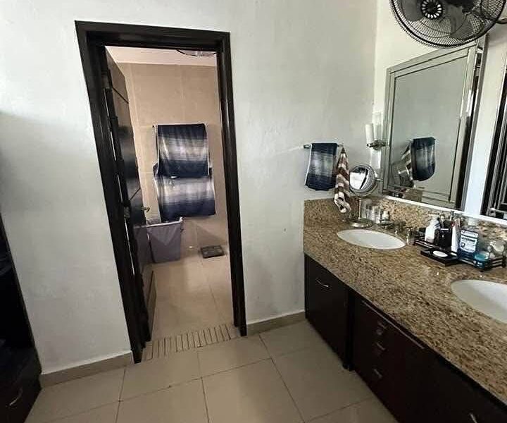 RENTA O VENTA❗Magnífica Casa en Bugambilias, Campeche. 💲 $27,000 MXN al mes 🏡 Casa con amplios espacios, jardines y acabados de lujo