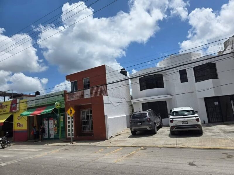 ✨🏢 OFICINAS EN RENTA – UBICACIÓN PREMIUM 🏢✨ 💲 $30,000 mensuales 📍 Av. López Portillo – Fracc. Villas Residencial Ix-Lol-Be 🛣 Acceso por doble calle 📌 A una esquina de las Fiscalías