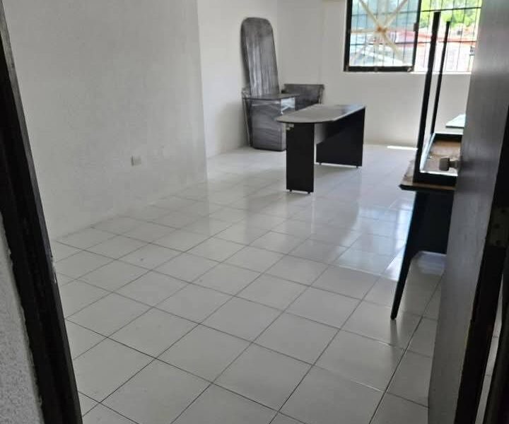 ✨🏢 OFICINAS EN RENTA – UBICACIÓN PREMIUM 🏢✨ 💲 $30,000 mensuales 📍 Av. López Portillo – Fracc. Villas Residencial Ix-Lol-Be 🛣 Acceso por doble calle 📌 A una esquina de las Fiscalías