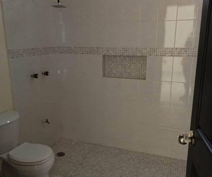 🏡✨ CASA NUEVA EN RENTA – SANTA ANA, CAMPECHE ✨ 💲 Renta mensual: $8,500 📍 Ubicada en el corazón de Santa Ana, entre el Parque y el CBTIS. Una zona tranquila, céntrica y con excelente conectividad.