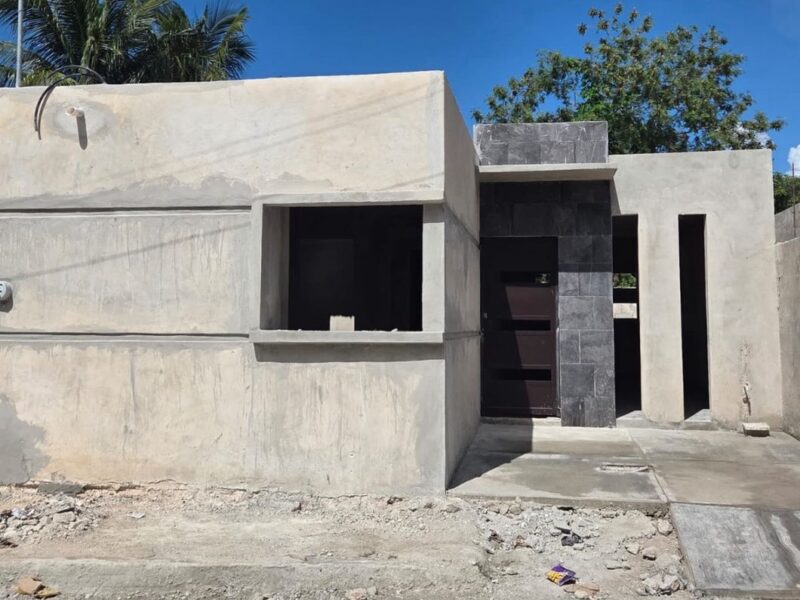 🏡✨ ¡PRE-VENTA! CASA NUEVA EN FRACC. TULA VIVAH ✨ ¡Estrena tu nuevo hogar con excelente ubicación y a un precio increíble! 💥 Entrega en 1 semana – ¡aprovecha esta oportunidad antes de que se venda! 📍 Fracc. Tula Vivah 💰 Precio: $1,390,000 MXN 🔹 Cara