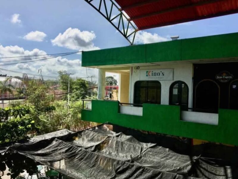 En Renta local en plaza girasol CAMPECHE