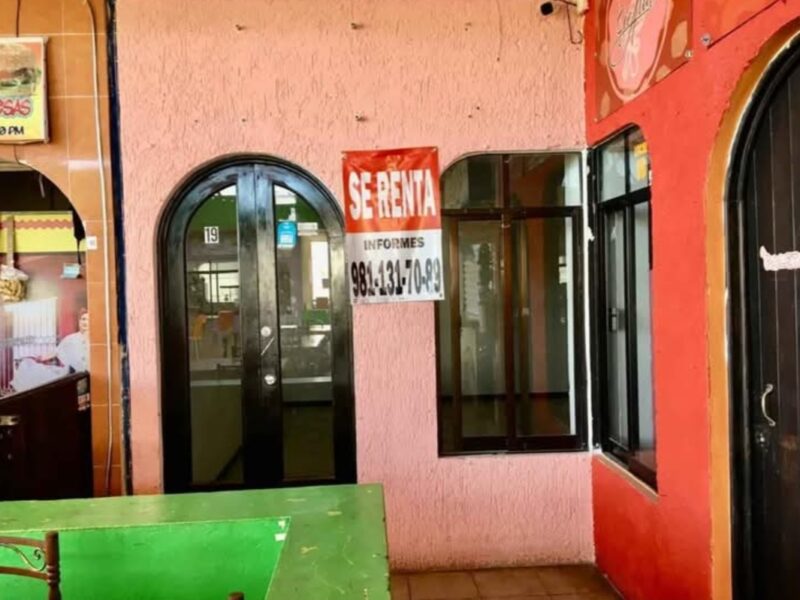 En Renta local en plaza girasol CAMPECHE