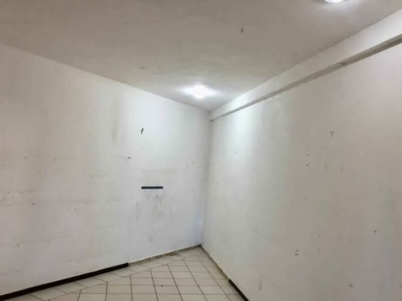 En Renta local en plaza girasol CAMPECHE