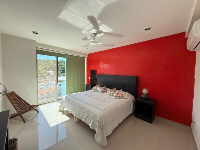 RENTA DE DEPARTAMENTO AMPLIO EN CAMPECHE