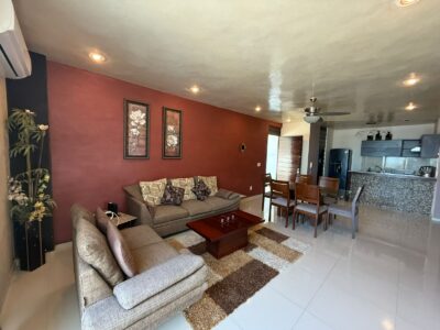 RENTA DE DEPARTAMENTO AMPLIO EN CAMPECHE